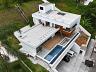 Casa com piscina de borda infinita  venda no Bosque das Manses, So Jos