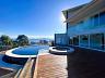 Casa de luxo com vista para o mar no Condomnio Saint Barth, Cacup
