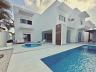 Casa com 5 dormitrios e piscina  venda em Jurer Internacional, Florianpolis