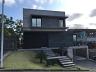 Casa  venda no Cacup, Florianpolis, com vista para o mar e acabamento travertino