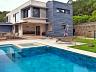 Casa  venda no Cacup, Florianpolis, com vista para o mar e acabamento travertino