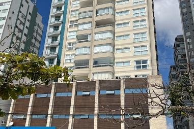 Apartamento no Edifício Lady na Avenida Atlântica em Balneário Camboriú - Pronto para morar