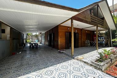 Excelente casa com 3 quartos, a 300 metros do mar - Pronto para morar
