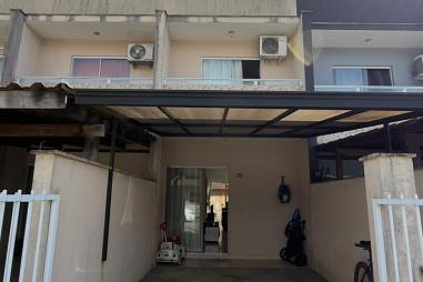 Excelente geminado com 2 quartos, todo mobiliado no Bairro Vila Nova! - Pronto para morar